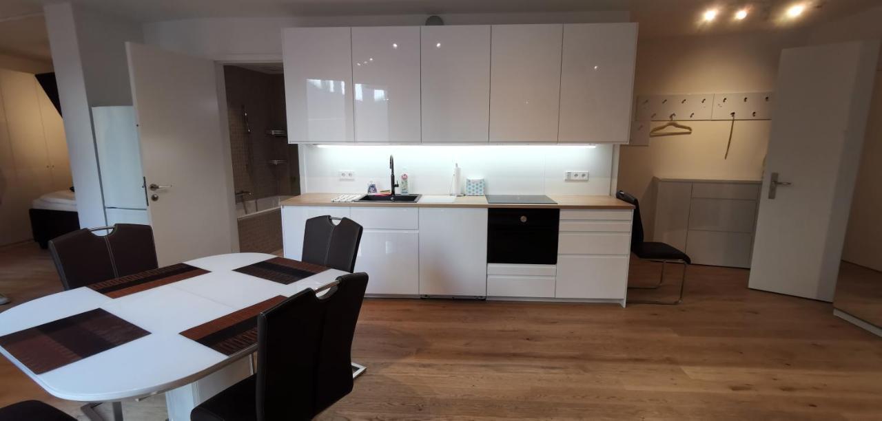 Downtown Vienna New Built Luxury Suites מראה חיצוני תמונה